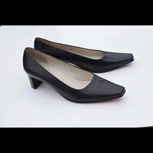 Lauren Ralph Lauren pumps